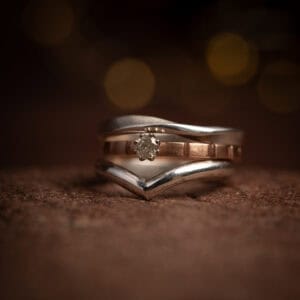 Roodgouden bewerkte ring met diamant in chaton - Afbeelding 4