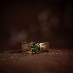 Mitsuro Hakimi Ring met Peridot